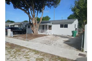 1535 Nw 85th St, Miami