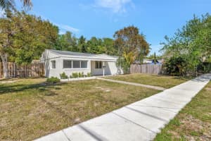 843 Sw 20th St Fort Lauderdale, FL 33315 - MLS#A11903928