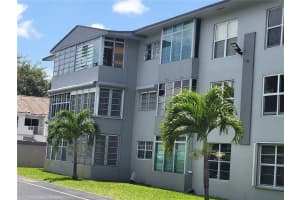 120 Royal Palm 301 Hialeah Gardens, FL 33016 - MLS#A11903934