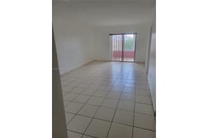 120 Royal Palm 301 Hialeah Gardens, FL 33016 - MLS#A11903934