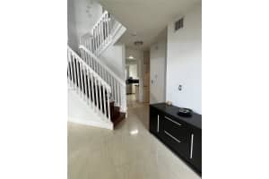 11161 Nw 77th Ter Doral, FL 33178 - MLS#A11903943