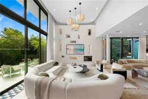 2053 N Bay Rd Miami Beach, FL 33140 - MLS#A11903954