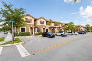 9214 W 33rd Ln Hialeah, FL 33018 - MLS#A11903965