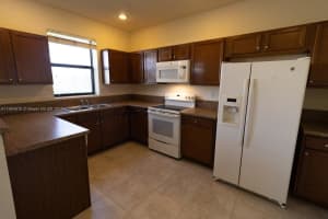 11765 Sw 238th St 11765 Homestead, FL 33032 - MLS#A11904010