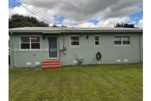 6300 Nw 37th Ter 6300 Virginia Gardens, FL 33166 - MLS#A11904069