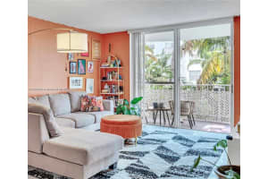 488 Nw 165th St Rd B-312 Miami, FL 33169 - MLS#A11904089