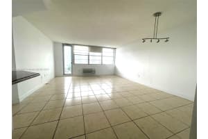 5313 Collins Ave 510 Miami Beach, FL 33140 - MLS#A11904105