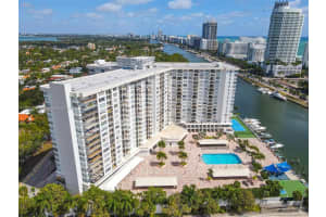 4101 Pine Tree Dr 707 Miami Beach, FL 33140 - MLS#A11904117