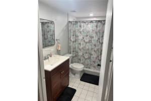 10090 Nw 80th Ct 1340 Hialeah Gardens, FL 33016 - MLS#A11904124