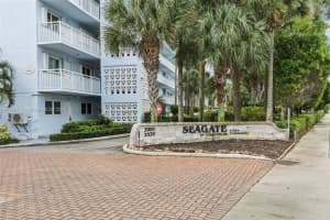 2012 S Federal Hwy 105 Boynton Beach, FL 33435 - MLS#A11904125