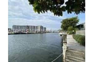 980 Nw N River Dr 27 Miami, FL 33136 - MLS#A11904131