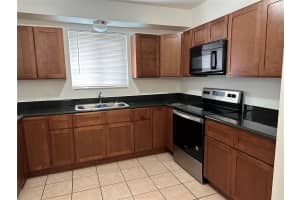 2322 Cleveland St F-r Hollywood, FL 33020 - MLS#A11904162