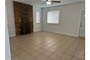 2322 Cleveland St F-r Hollywood, FL 33020 - MLS#A11904162