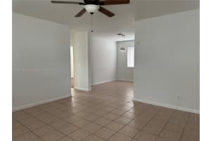 2322 Cleveland St F-r Hollywood, FL 33020 - MLS#A11904162