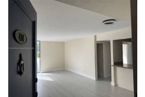 2715 Tigertail Ave 404 Miami, FL 33133 - MLS#A11904180