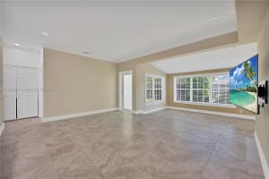 818 Ne 3rd St 818 Hallandale Beach, FL 33009 - MLS#A11904224