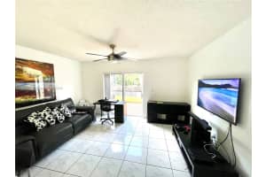 9203 Fontainebleau Blvd 113 Miami, FL 33172 - MLS#A11904227