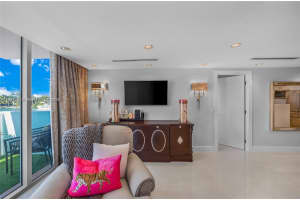 5838 Collins Ave 2f Miami Beach, FL 33140 - MLS#A11904235