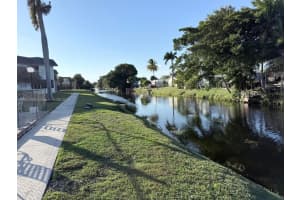 6507 Winfield Blvd 211ac, Margate