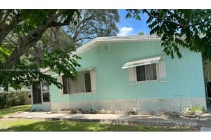 8955 Sw 104th Lane, OCALA