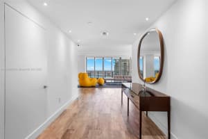 650 Ne 32nd St Ph5201 Miami, FL 33137 - MLS#A11904286