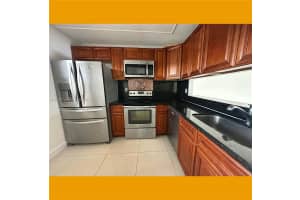 3396 Foxcroft Rd 305 Miramar, FL 33025 - MLS#A11904297