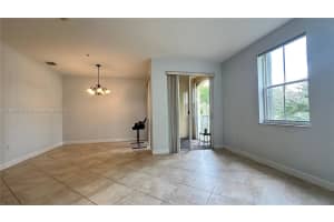 110 Jacaranda Country Club Dr 205 Plantation, FL 33324 - MLS#A11904317