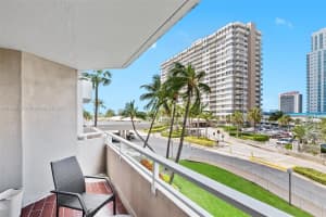 1985 S Ocean Dr 2m Hallandale Beach, FL 33009 - MLS#A11904360