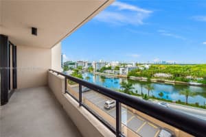 2555 Collins Ave APT 904, Miami Beach, FL 33140, - MLS#A11904385