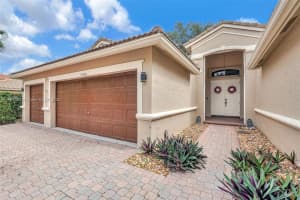 4936 NW 52nd Ave, Coconut Creek, FL 33073, - MLS#A11904392