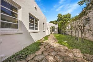 533 Minorca Ave Coral Gables, FL 33134 - MLS#A11904551