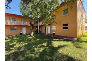 1245 W 24th St 122 Hialeah, FL 33010 - MLS#A11904581