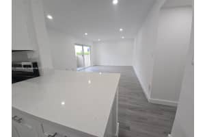 7707 Sw 86th St B-101 Miami, FL 33143 - MLS#A11904640