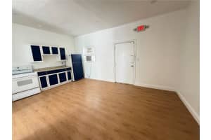 323 S 21st Ave A5 Hollywood, FL 33020 - MLS#A11904652