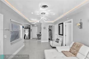 608 N 24th Ave 608 Hollywood, FL 33020 - MLS#A11904670