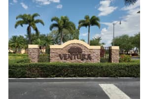 1176 Ne 32nd Ave 1176 Homestead, FL 33033 - MLS#A11904678