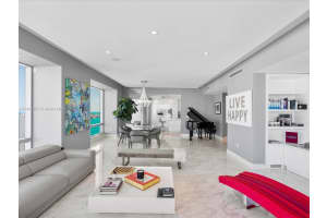 1425 Brickell Ave, Miami, FL 33131, - MLS#A11904687