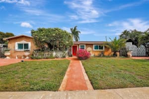 421 Nw 77th Way, Pembroke Pines 421 Nw 77th Way, Pembroke Pines