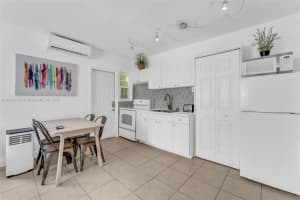 1639 Hayes St 1 Hollywood, FL 33020 - MLS#A11904736