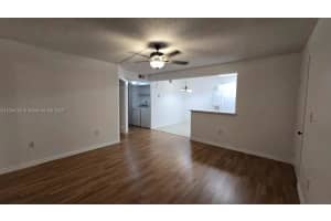 10717 Cleary Blvd 207 Plantation, FL 33324 - MLS#A11904768