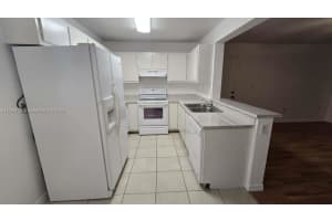 10717 Cleary Blvd 207 Plantation, FL 33324 - MLS#A11904768