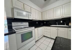 6253 Bay Club Dr 1 Fort Lauderdale, FL 33308 - MLS#A11904795