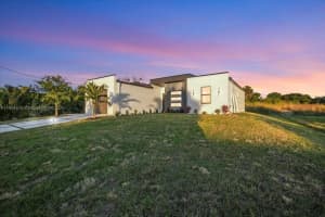 702 Irving Ave N, Lehigh Acres, FL 33971, - MLS#A11904819