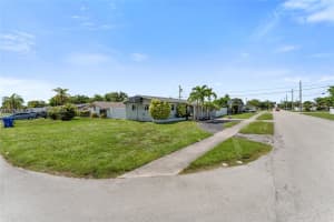 2020 De Soto Dr Miramar, FL 33023 - MLS#A11904848