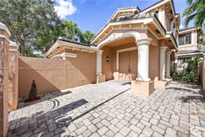 2790 Center Ct Dr 2-31 Weston, FL 33332 - MLS#A11904880