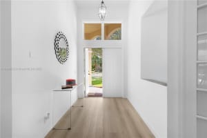 1102 Camellia Cir Weston, FL 33326 - MLS#A11904923