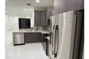 3821 Pond Apple Dr Weston, FL 33332 - MLS#A11904988