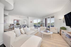 10 Edgewater Dr 4f Coral Gables, FL 33133 - MLS#A11904992