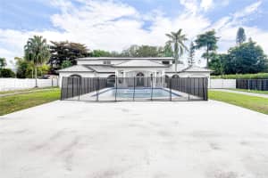 425 SW 129th Ave #0, Miami, FL 33184, - MLS#A11905045