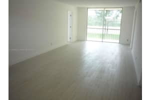 9520 S Hollybrook Lake Dr 205 Pembroke Pines, FL 33025 - MLS#A11905054